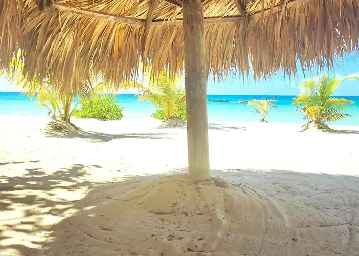 Beachcomber Club Resort